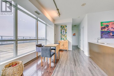 PH608 - 770 BAY STREET Toronto (Bay Street Corridor) Ontario photo 9
