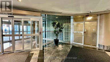 102 - 55 TOWN CENTRE COURT Toronto (Bendale) Ontario photo 3