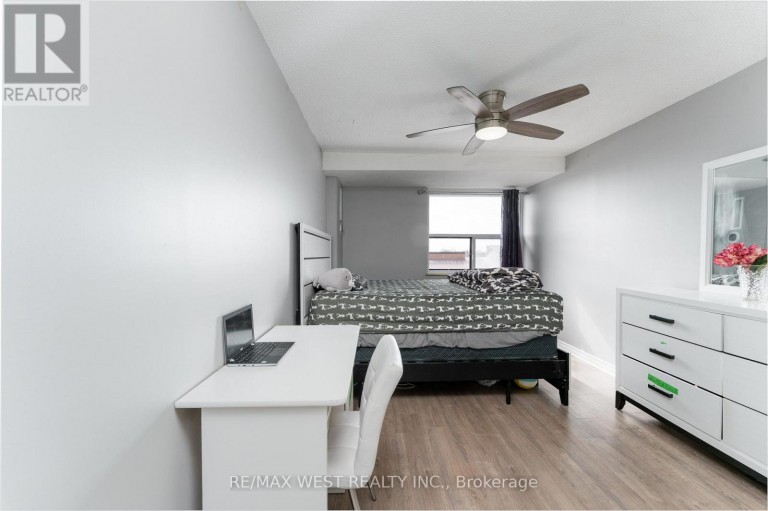 612 - 4062 LAWRENCE AVENUE E, Toronto (West Hill), Ontario, M1E4V5