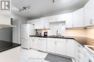 612 - 4062 LAWRENCE AVENUE E Toronto (West Hill) Ontario photo 6