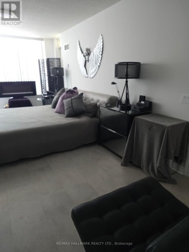 611 - 9017 LESLIE STREET, Richmond Hill (Beaver Creek Business Park), Ontario, L4B4R8