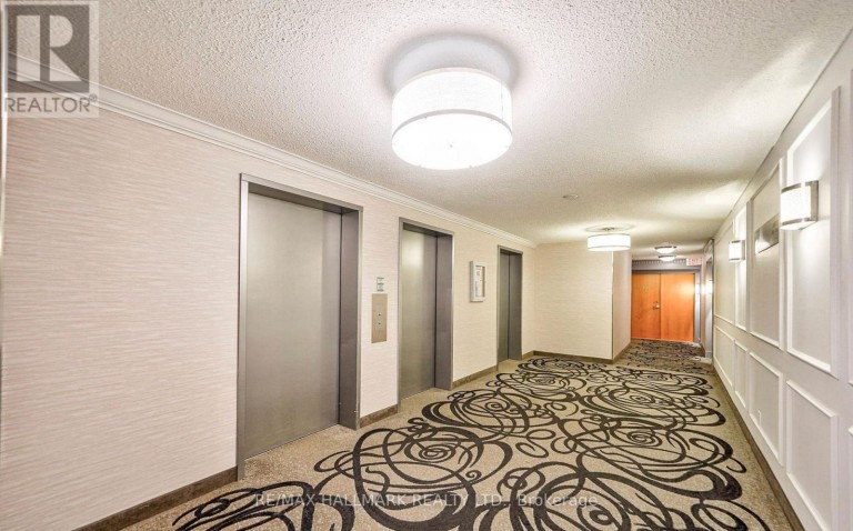 611 - 9017 LESLIE STREET, Richmond Hill (Beaver Creek Business Park), Ontario, L4B4R8