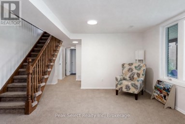 7 HILLSIDE COURT St. Marys Ontario photo 21