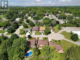 7 HILLSIDE COURT St. Marys Ontario photo 44