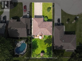 7 HILLSIDE COURT St. Marys Ontario photo 6