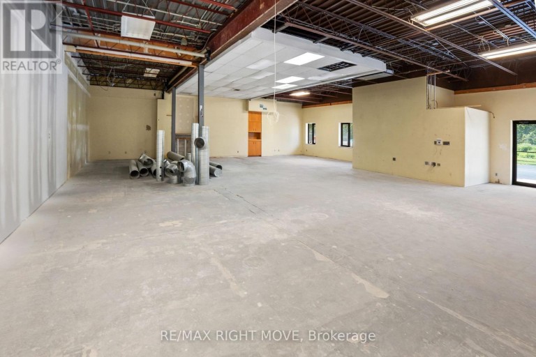 UNIT 4 - 3835 CAMPBELL ROAD, Severn (Ardtrea), Ontario, L3V0V3