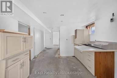 15 REDDEN STREET Kingston (City SouthWest) Ontario photo 17