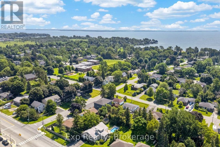 15 REDDEN STREET, Kingston (City SouthWest), Ontario, K7M4K9