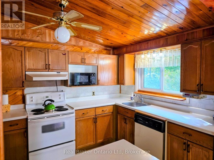 9 BURTON CRESCENT S, South Bruce Peninsula, Ontario, N0H2G0