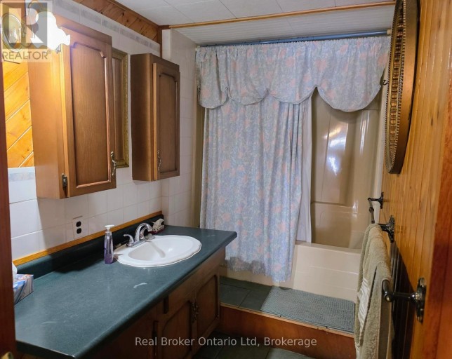 9 BURTON CRESCENT S, South Bruce Peninsula, Ontario, N0H2G0