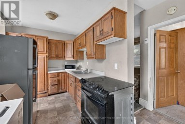 604 GOUGH STREET Huron-Kinloss (Lucknow) Ontario photo 17