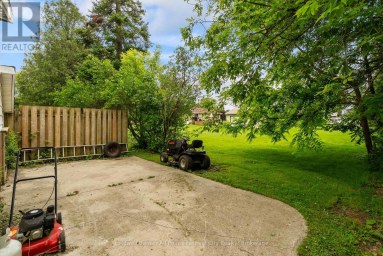 604 GOUGH STREET Huron-Kinloss (Lucknow) Ontario photo 25