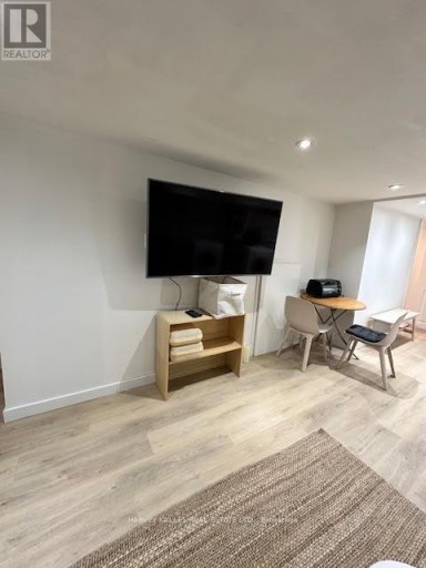 LOWER - 115 NORTHCLIFFE BOULEVARD, Toronto (Oakwood Village), Ontario, M6E3K5
