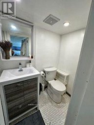 LOWER - 115 NORTHCLIFFE BOULEVARD Toronto (Oakwood Village) Ontario photo 8