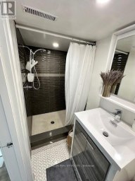 LOWER - 115 NORTHCLIFFE BOULEVARD Toronto (Oakwood Village) Ontario photo 9