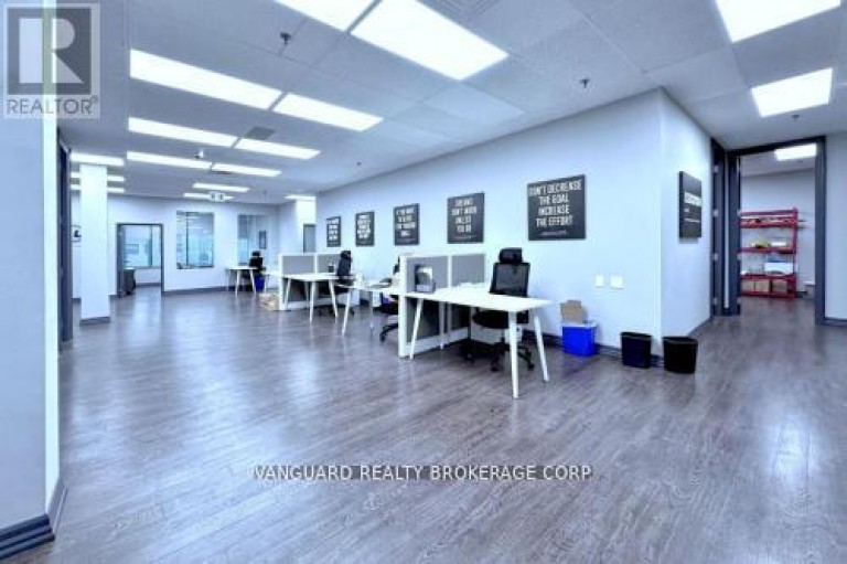 3 & 200 - 7941 JANE STREET, Vaughan (Concord), Ontario, L4K4L6