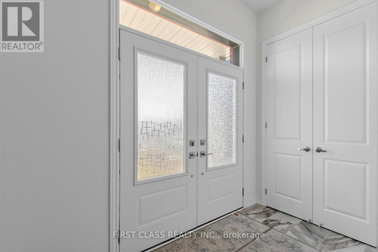 15 ABBEY CRESCENT, Barrie, Ontario, L9J0W9