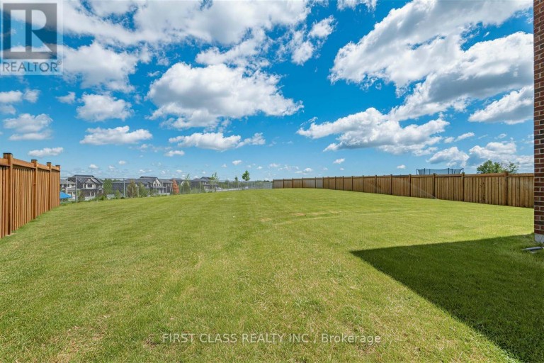 15 ABBEY CRESCENT, Barrie, Ontario, L9J0W9