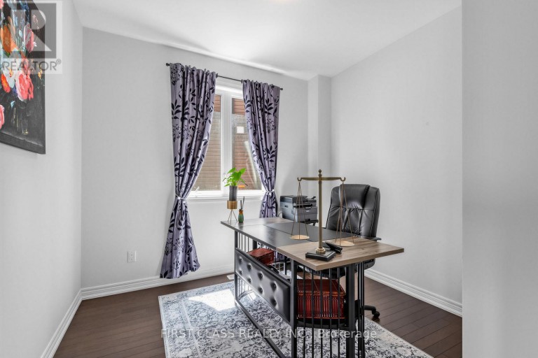 15 ABBEY CRESCENT, Barrie, Ontario, L9J0W9