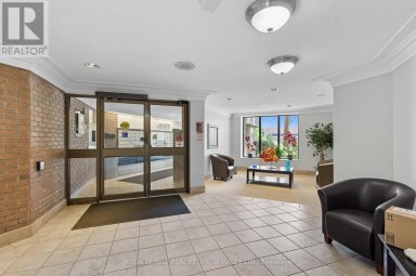 904 - 6720 GLEN ERIN DRIVE Mississauga (Meadowvale) Ontario photo 3