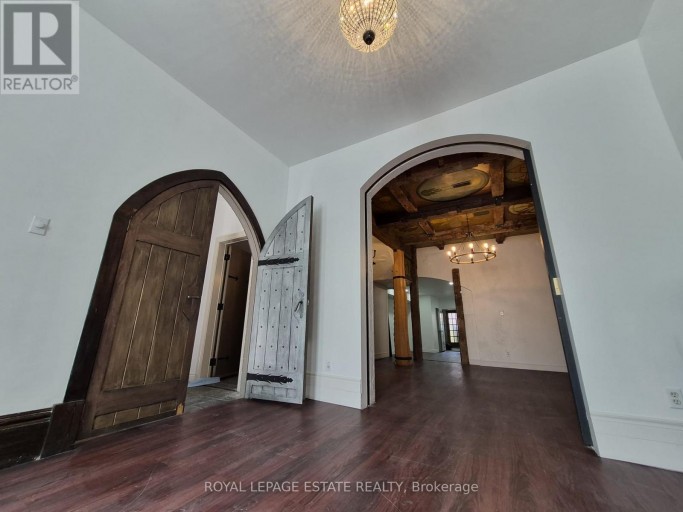 561 PARLIAMENT STREET, Toronto (Cabbagetown-South St. James Town), Ontario, M4X1P7