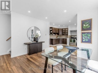 1303 WOODBINE AVENUE Toronto (Woodbine-Lumsden) Ontario photo 10