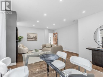 1303 WOODBINE AVENUE Toronto (Woodbine-Lumsden) Ontario photo 12