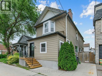 1303 WOODBINE AVENUE Toronto (Woodbine-Lumsden) Ontario photo 2
