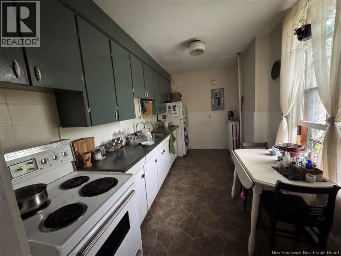 325 Main Street, Saint John, New Brunswick, E2K1H7