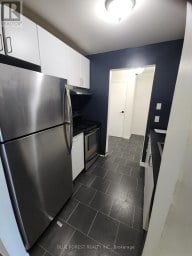 210 - 727 DEVERON CRESCENT London South (South T) Ontario photo 7