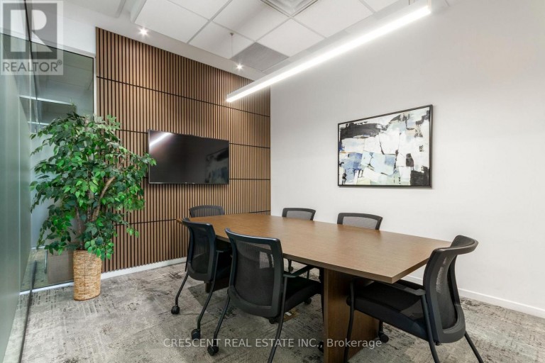 CUBICLE 4 - 347 JANE STREET, Toronto (Runnymede-Bloor West Village), Ontario, M6S3Z3