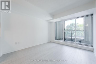 209 - 4010 EGLINTON AVENUE Toronto (Humber Heights) Ontario photo 10