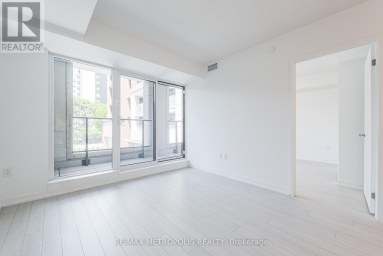 209 - 4010 EGLINTON AVENUE Toronto (Humber Heights) Ontario photo 12