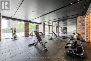 209 - 4010 EGLINTON AVENUE Toronto (Humber Heights) Ontario photo 27