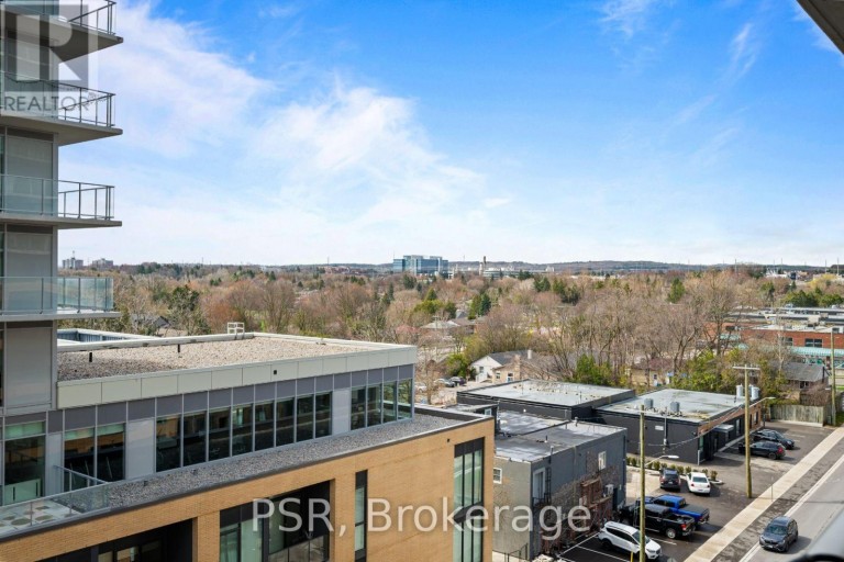 710 - 195 DEERFIELD ROAD, Newmarket (Central Newmarket), Ontario, L3Y0G4