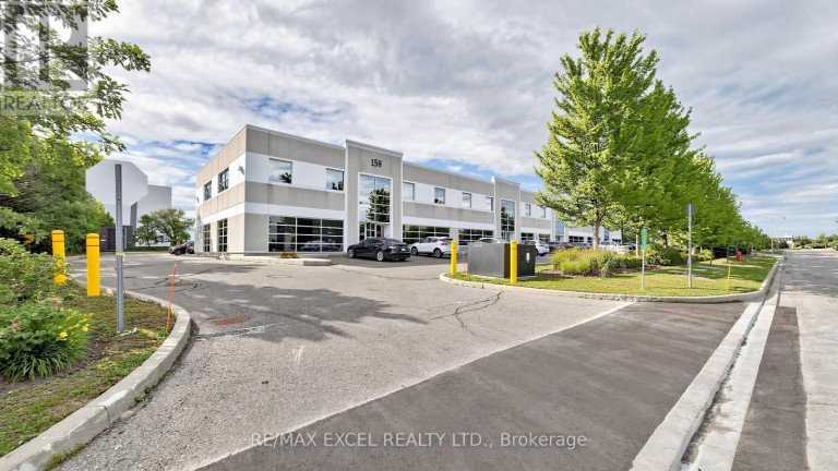15 - 158 DON HILLOCK DRIVE, Aurora (Bayview Southeast), Ontario, L4G0G9