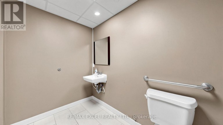 15 - 158 DON HILLOCK DRIVE, Aurora (Bayview Southeast), Ontario, L4G0G9
