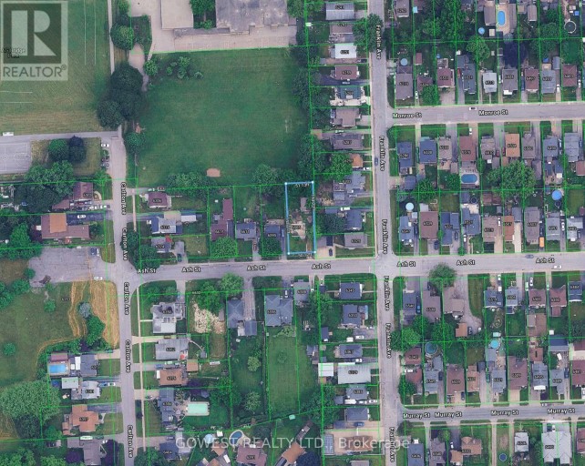 6585 ASH STREET, Niagara Falls (Dorchester), Ontario, L2G2H6