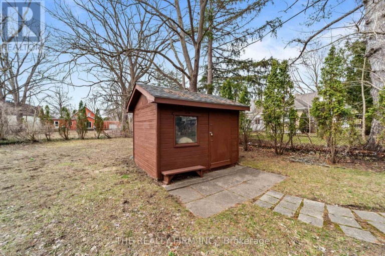 15 MAYFAIR DRIVE, London East (East B), Ontario, N6A2M7