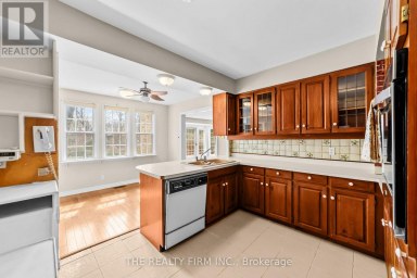 15 MAYFAIR DRIVE London East (East B) Ontario photo 29