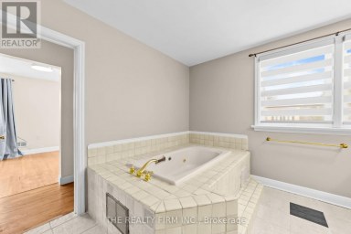 15 MAYFAIR DRIVE London East (East B) Ontario photo 35
