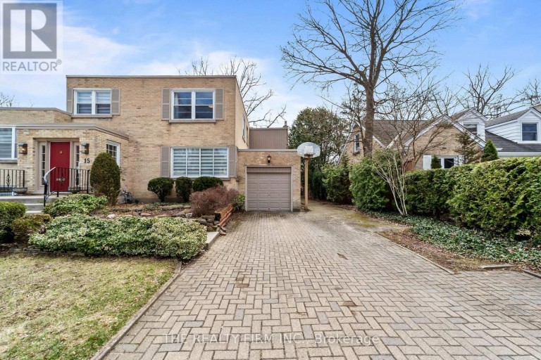 15 MAYFAIR DRIVE, London East (East B), Ontario, N6A2M7