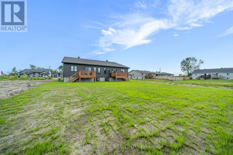 MAIN - 21 PORTLAND DRIVE, Cornwall, Ontario, K6H0J4