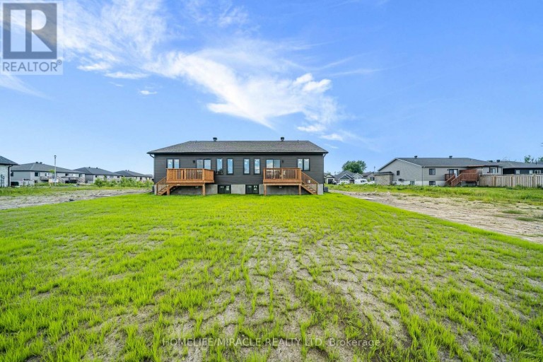MAIN - 21 PORTLAND DRIVE, Cornwall, Ontario, K6H0J4