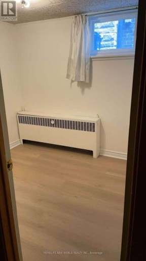 10 MILLGATE CRESCENT, Toronto (Bayview Village), Ontario, M2K1L6