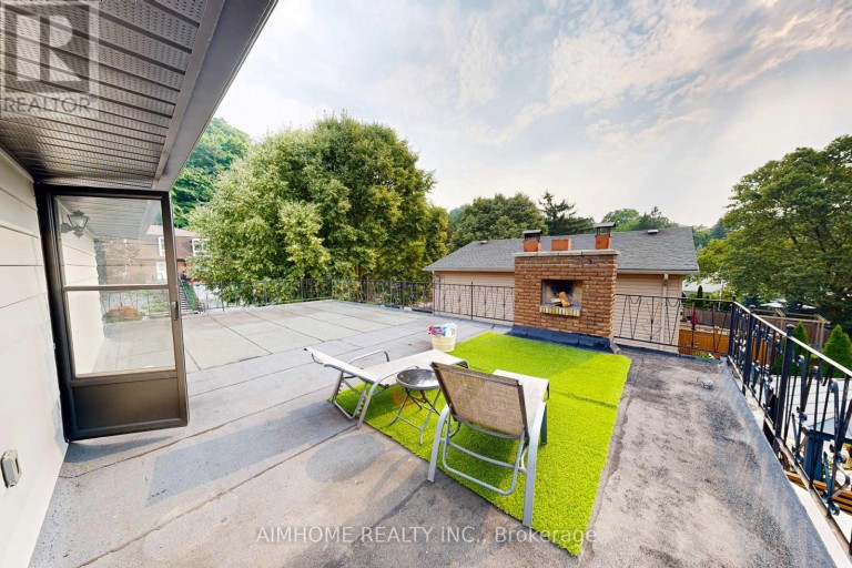 23 HILDEGARD DRIVE, Hamilton (Vincent), Ontario, L8K5S1