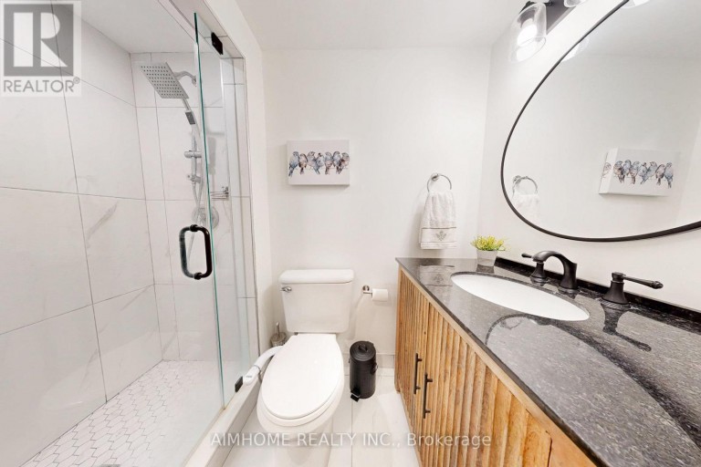 23 HILDEGARD DRIVE, Hamilton (Vincent), Ontario, L8K5S1
