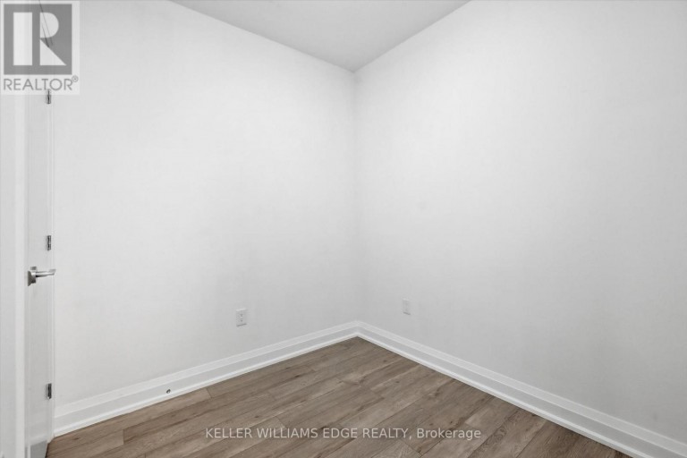 418 - 212 KING WILLIAM STREET E, Hamilton (Beasley), Ontario, L8N1B5