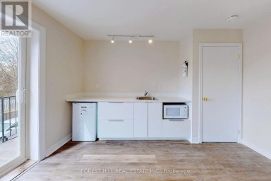 6068 YONGE STREET Toronto (Newtonbrook West) Ontario photo 11