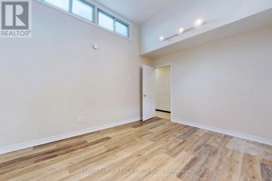 6068 YONGE STREET Toronto (Newtonbrook West) Ontario photo 7